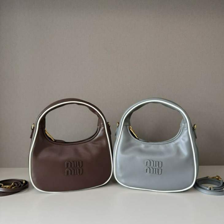 Picture of Miu Miu Handbags _SKUfw229393177fw